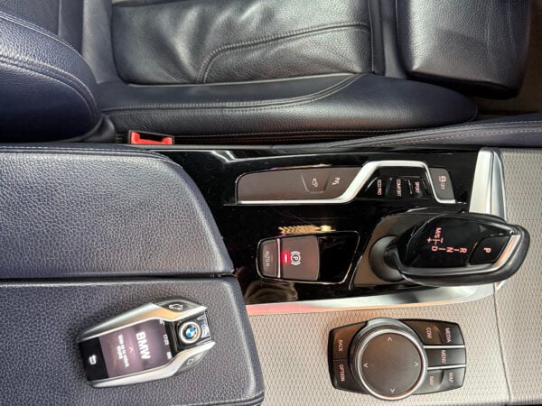 BMW Serie 5 G30 M-Pack 2018 - Image 11