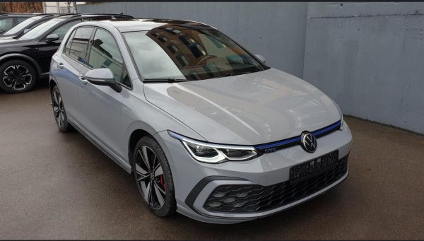 VOLKSWAGEN GOLF 8 GTE CLUB SPORT 245 CP 2021 - Image 2