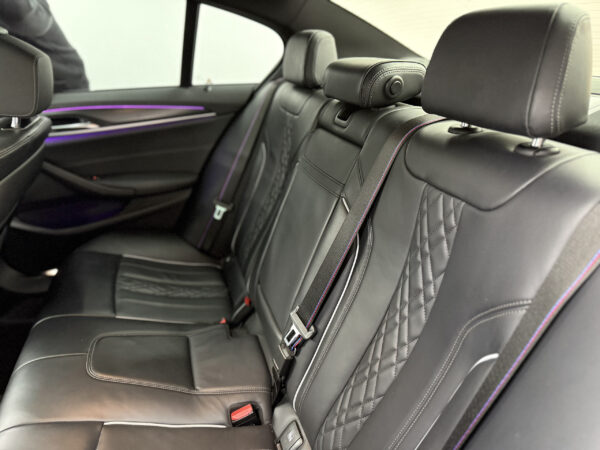 BMW Serie 5 530e M-Performance 2021 - Image 13