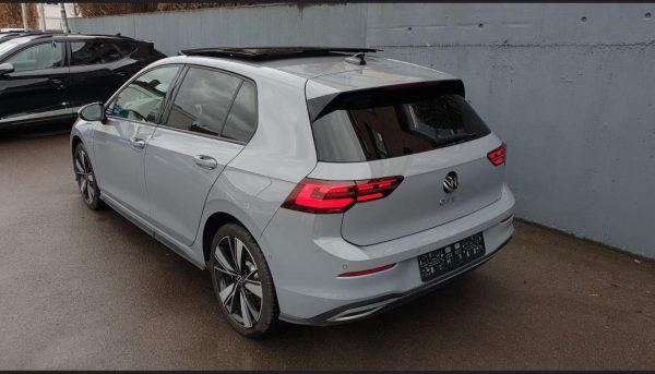 VOLKSWAGEN GOLF 8 GTE CLUB SPORT 245 CP 2021 - Image 3
