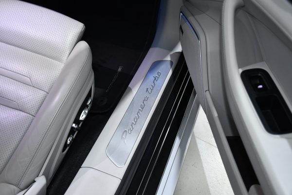 Porsche Panamera Turbo 550CP - Image 20