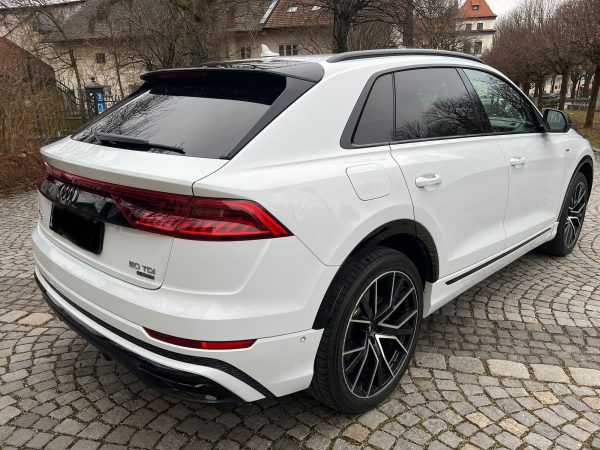 Audi Q8 50TDI 3.0 Quattro Mild Hybrid 2019 S-LINE - Image 4