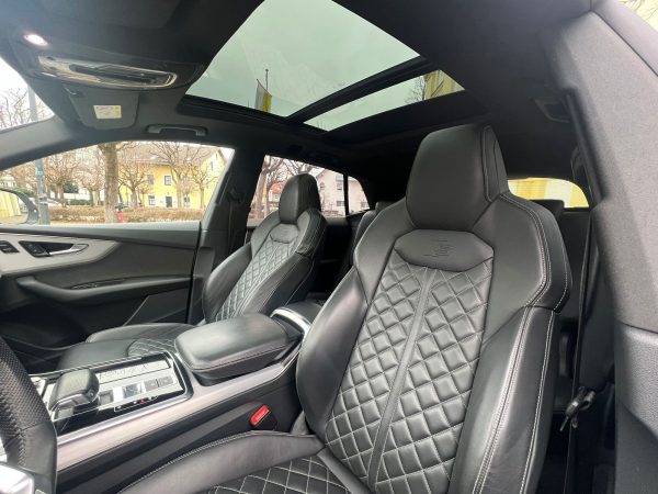 Audi Q8 50TDI 3.0 Quattro Mild Hybrid 2019 S-LINE - Image 6