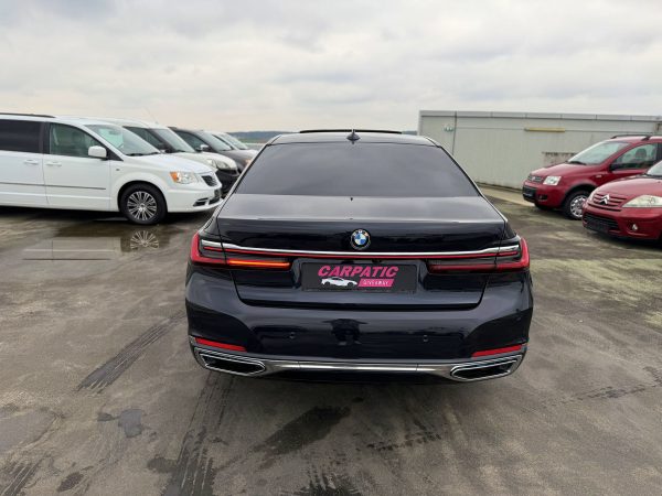 BMW Seria 7 750Li xDrive 530CP 2020 - Image 11