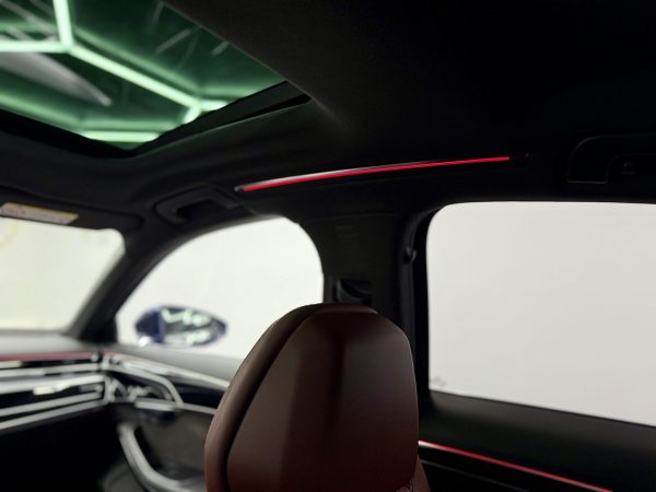 Audi A8L 3.0 60 TFSI E Quattro 449CP 2022 - Image 17