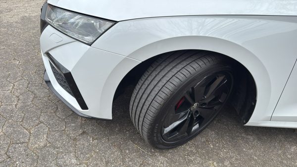 Skoda Octavia vRS 2.0 TDI 4×4 200CP 2021 - Image 11