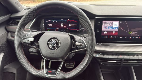 Skoda Octavia vRS 2.0 TDI 4×4 200CP 2021 - Image 12