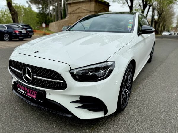 Mercedes-Benz E Class 300 de 4MATIC Plug-in Hybrid AMG Line 306CP 2022 - Image 15