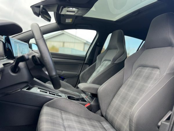 Volkswagen Golf 8 GTD 2.0 TDI DSG 200CP 2022 - Image 9