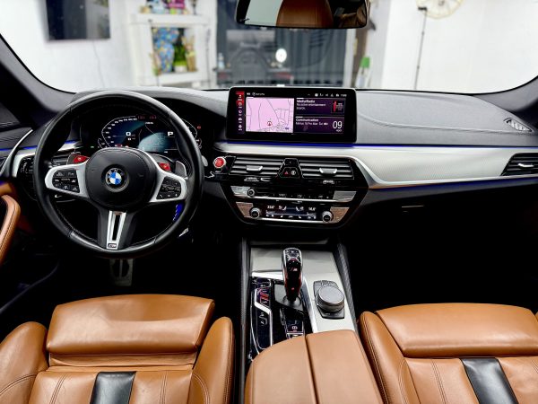 BMW M5 Competition 625CP 2022 - Image 17