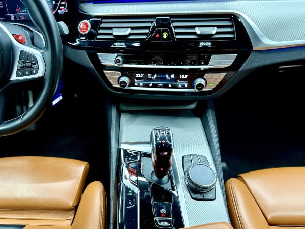 BMW M5 Competition 625CP 2022 - Image 18