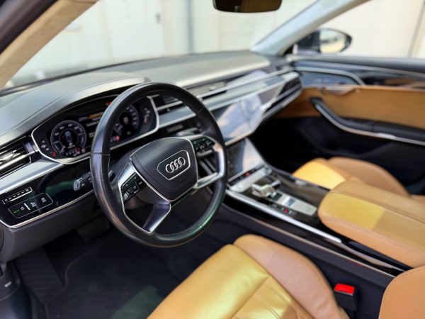 Audi A8L Individual 3.0 60 TFSI E Quattro 449CP 2021 - Image 15