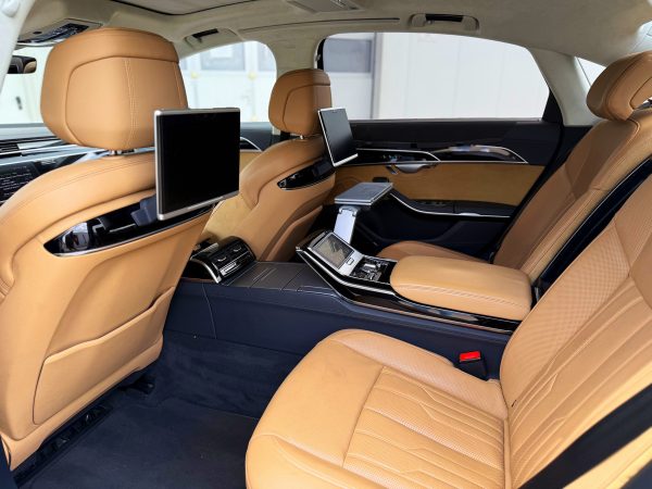 Audi A8L Individual 3.0 60 TFSI E Quattro 449CP 2021 - Image 18