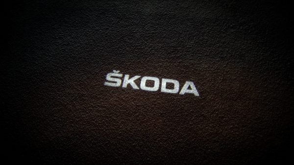 Skoda Superb Sportline iV 218CP 2021 - Image 13