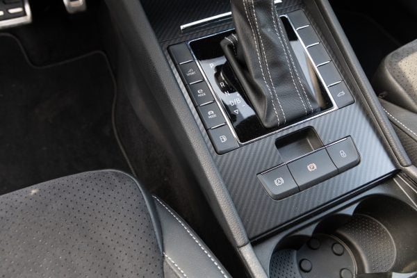 Skoda Superb Sportline iV 218CP 2021 - Image 21