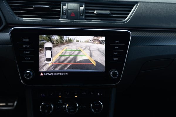 Skoda Superb Sportline iV 218CP 2021 - Image 24