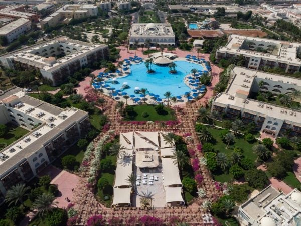 7 Nights In Egypt For 2 People + €1500 Pocket Money - Image 2