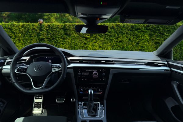 Volkswagen ARTEON e-Hybrid 218 CP DSG R-Line 2022 - Image 3