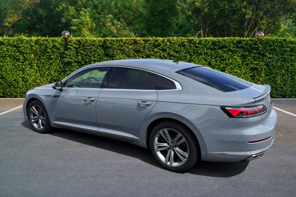 Volkswagen ARTEON e-Hybrid 218 CP DSG R-Line 2022 - Image 11