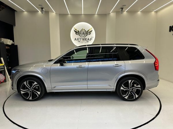 Volvo XC90 T8 Recharge 455CP + €1500 POCKET MONEY - Image 8