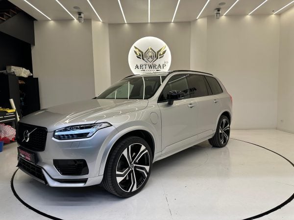 Volvo XC90 T8 Recharge 455CP + €1500 POCKET MONEY - Image 9