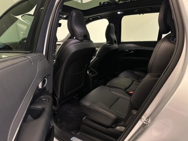 Volvo XC90 T8 Recharge 455CP + €1500 POCKET MONEY - Image 13