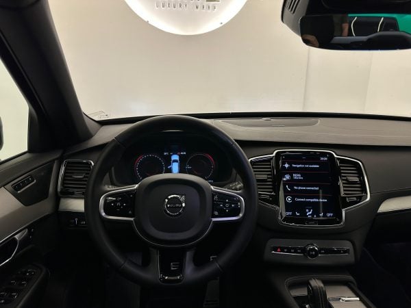 Volvo XC90 T8 Recharge 455CP + €1500 POCKET MONEY - Image 11