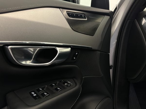 Volvo XC90 T8 Recharge 455CP + €1500 POCKET MONEY - Image 15