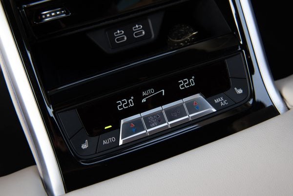 BMW M850i xDrive Gran Coupe 530CP 2020 + €2500 POCKET MONEY - Image 32