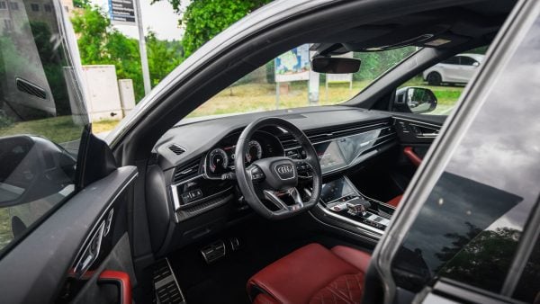 AUDI SQ8 2021 & Mini Cooper 2019 & £5000 CASH - Image 15