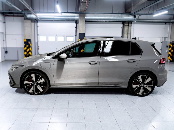 Volkswagen Golf 8 GTE (245Cp) 2021 + €1000 POCKET MONEY - Image 5