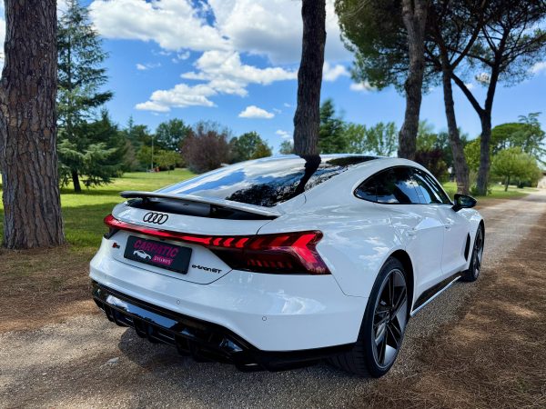 AUDI RS e-tron GT Quattro 600CP 2021 + €1500 POCKET MONEY - Image 7