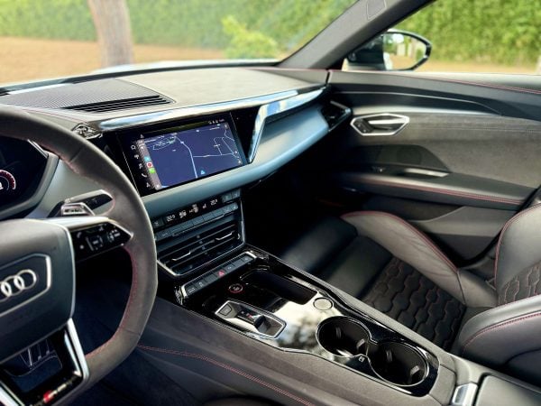 AUDI RS e-tron GT Quattro 600CP 2021 + €1500 POCKET MONEY - Image 13