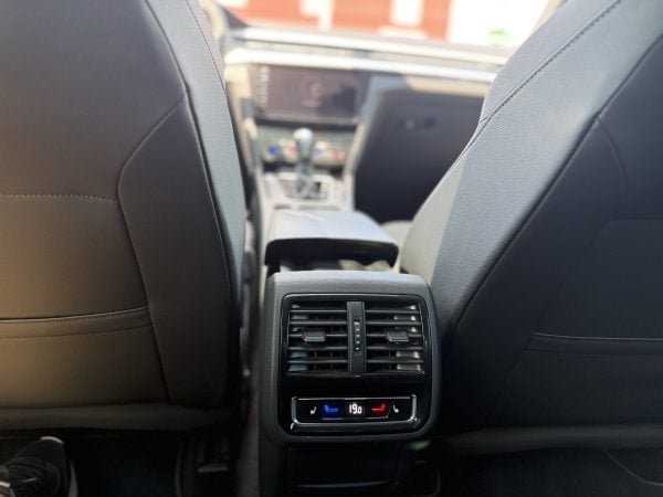 Volkswagen ARTEON R-Line 2.0 TDI 2023 + €1000 POCKET MONEY - Image 14