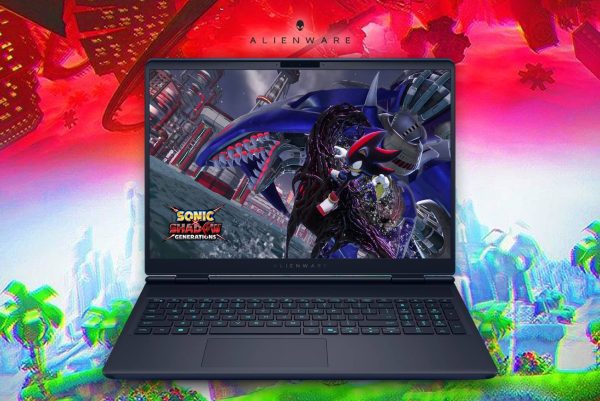 Alienware 16X Aurora Gaming Laptop - Image 2