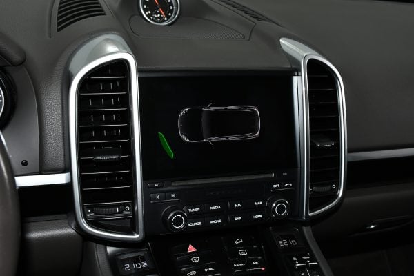Porsche Cayenne 3.0L 262CP 2017 + €1000 POCKET MONEY - Image 16