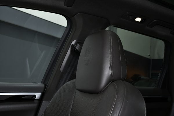 Porsche Cayenne 3.0L 262CP 2017 + €1000 POCKET MONEY - Image 26