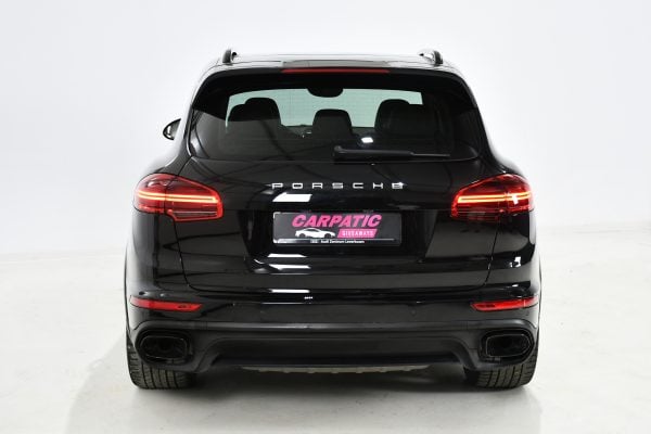 Porsche Cayenne 3.0L 262CP 2017 + €1000 POCKET MONEY - Image 5