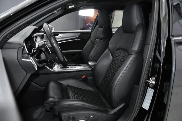 Audi RS6 4.0 TFSI Mild Hybrid Quattro 600CP 2021 + €2000 POCKET MONEY - Image 17