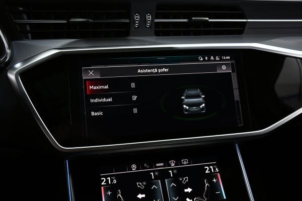 Audi RS6 4.0 TFSI Mild Hybrid Quattro 600CP 2021 + €2000 POCKET MONEY - Image 27