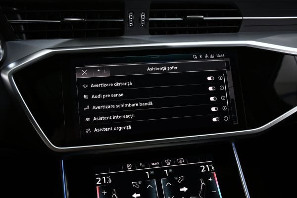 Audi RS6 4.0 TFSI Mild Hybrid Quattro 600CP 2021 + €2000 POCKET MONEY - Image 28