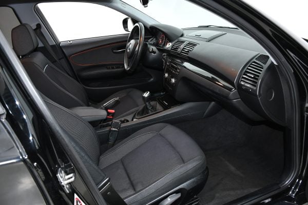 FREE ENTRY – BMW Seria 1 118d 2011 - Image 9