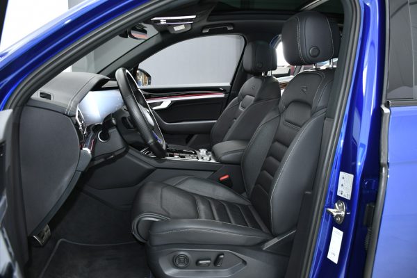 Volkswagen Touareg 3.0 TSI V6 eHybrid R 4Motion 462CP 2022 + €1500 POCKET MONEY - Image 11