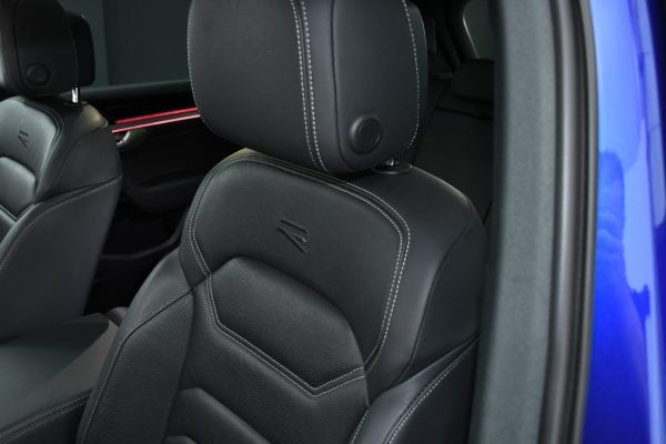 Volkswagen Touareg 3.0 TSI V6 eHybrid R 4Motion 462CP 2022 + €1500 POCKET MONEY - Image 13