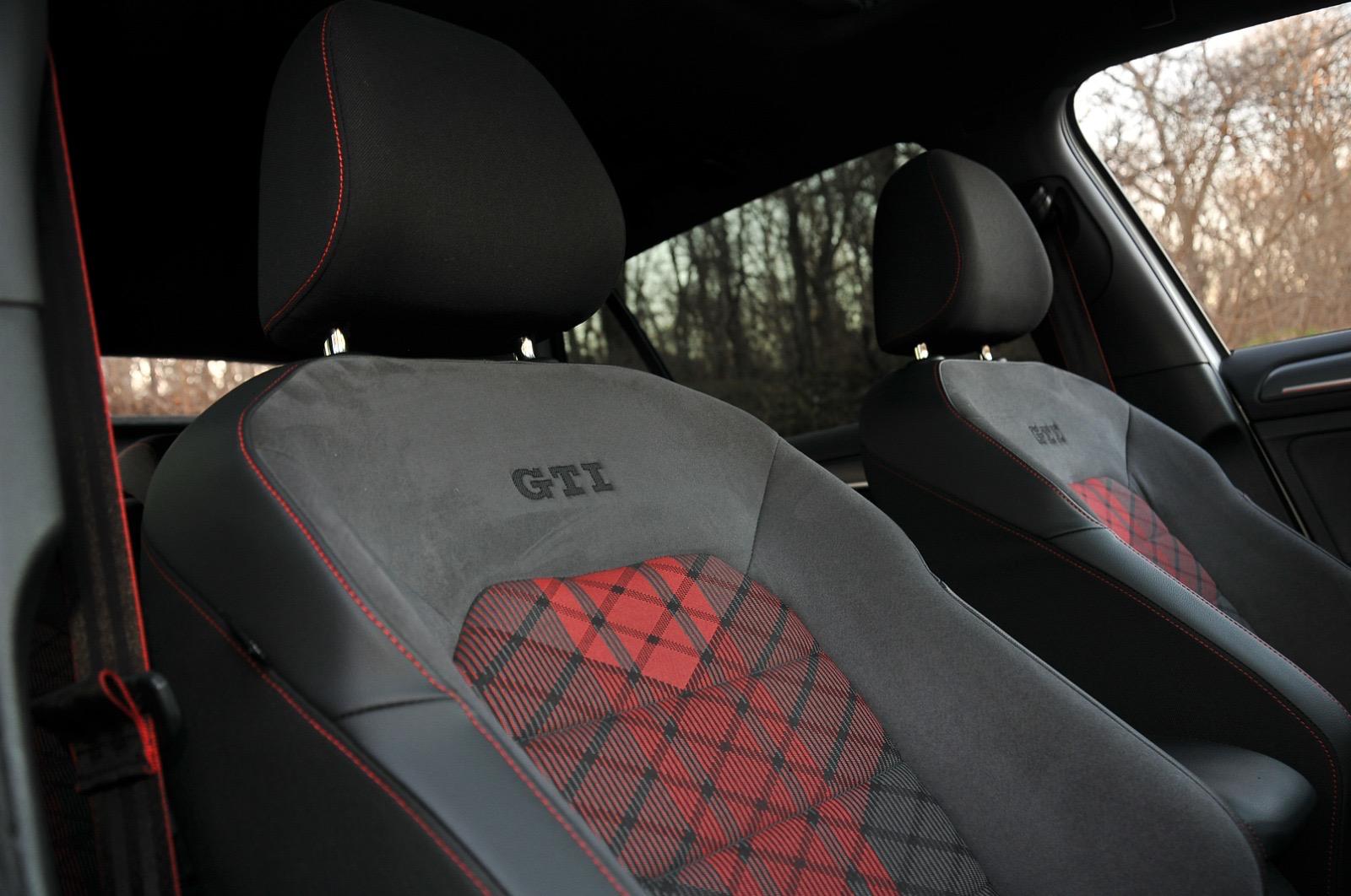 Volkswagen Golf 7.5 GTI Edition TCR 450CP 2020 + €1000 POCKET MONEY - Image 12