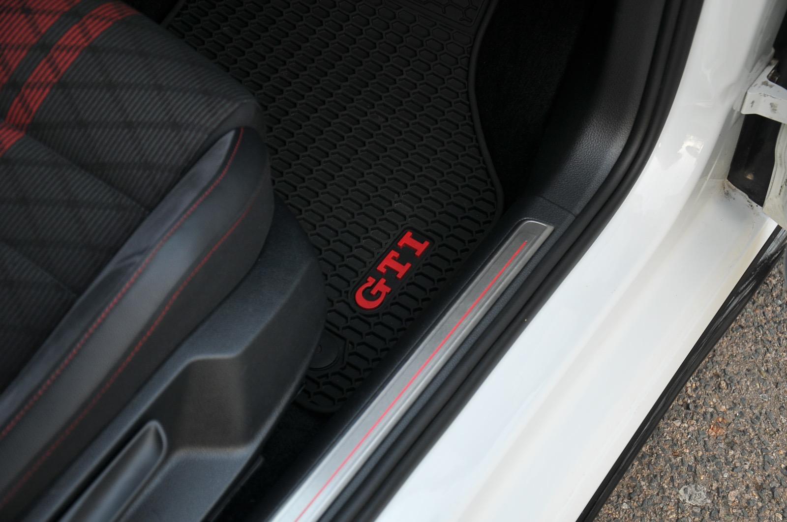 Volkswagen Golf 7.5 GTI Edition TCR 450CP 2020 + €1000 POCKET MONEY - Image 15