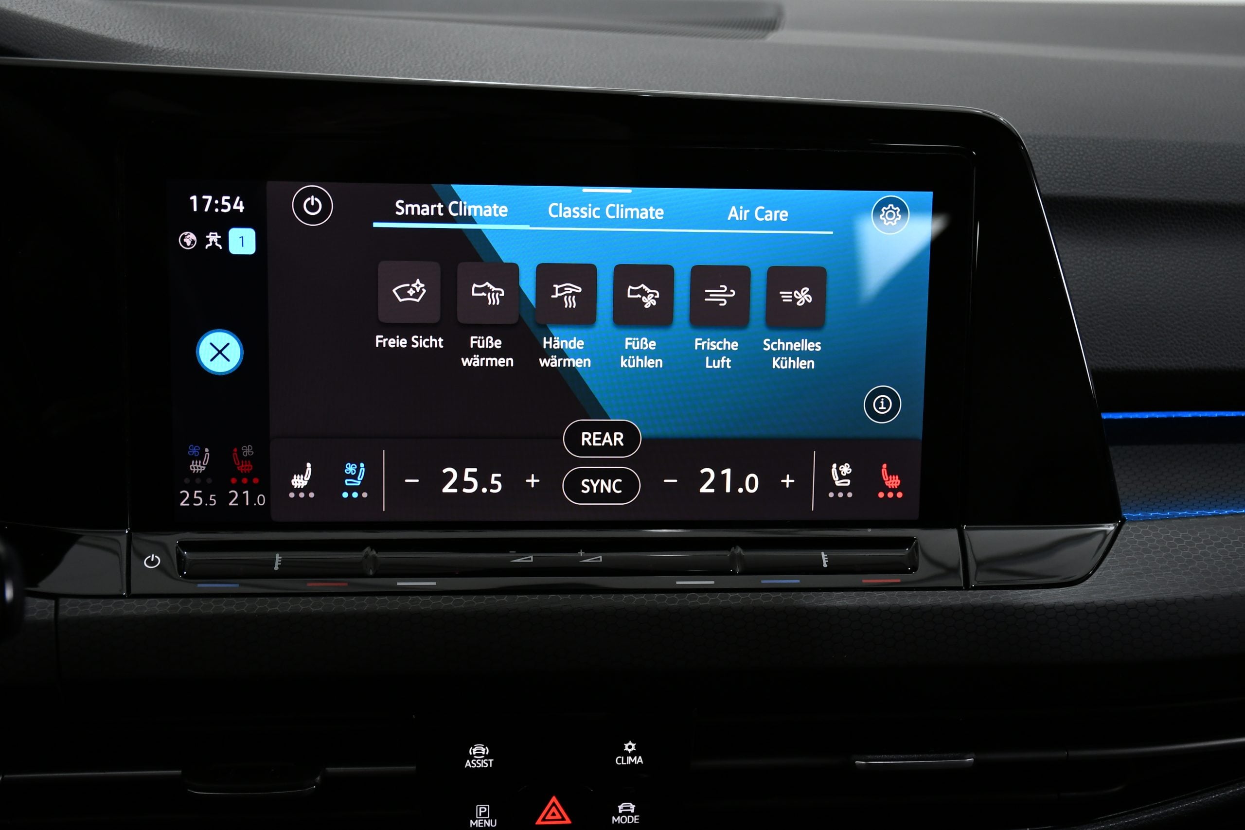 VW GOLF 8 GTI (300 HP) 2022 + €1000 POCKET MONEY - Image 18