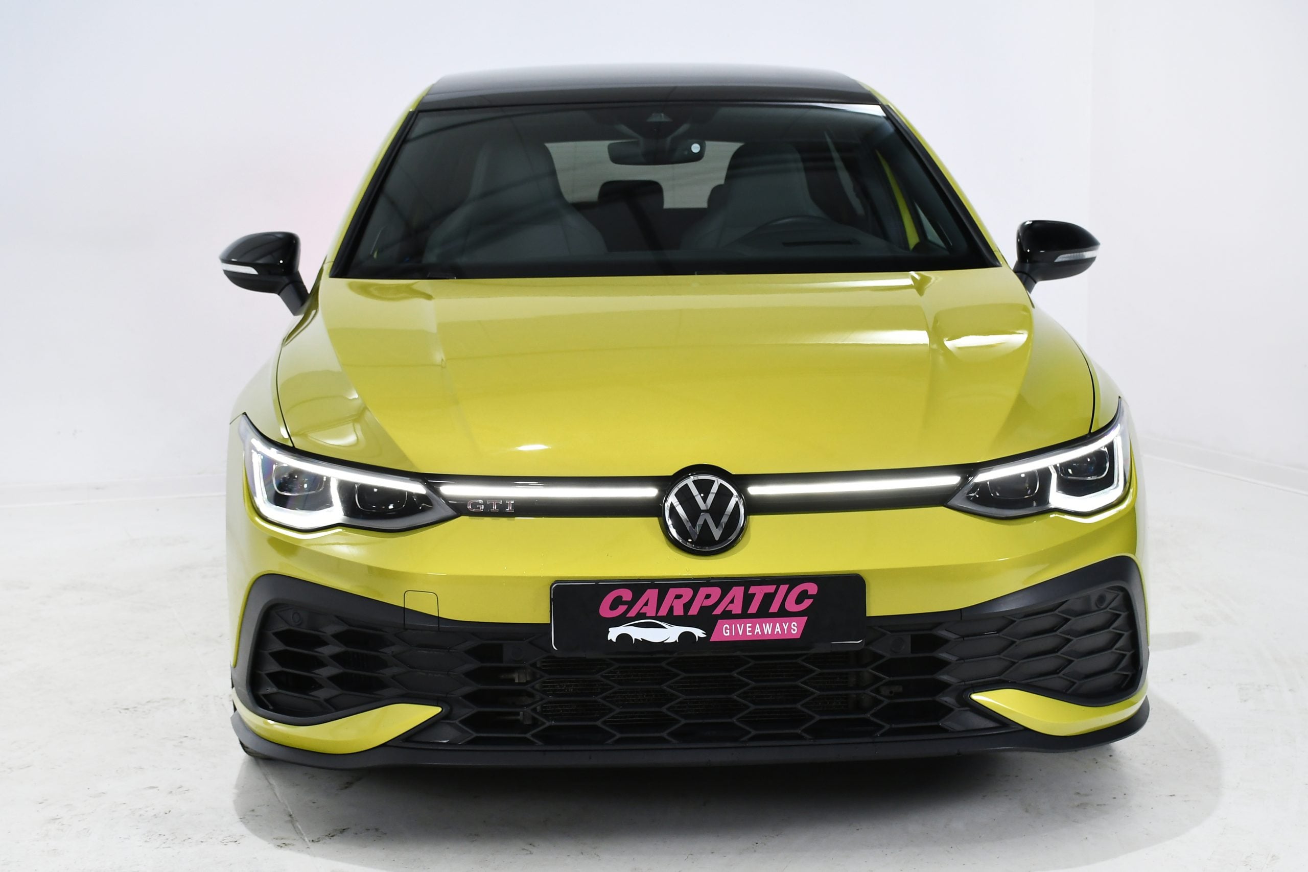 VW GOLF 8 GTI (300 HP) 2022 + €1000 POCKET MONEY - Image 2