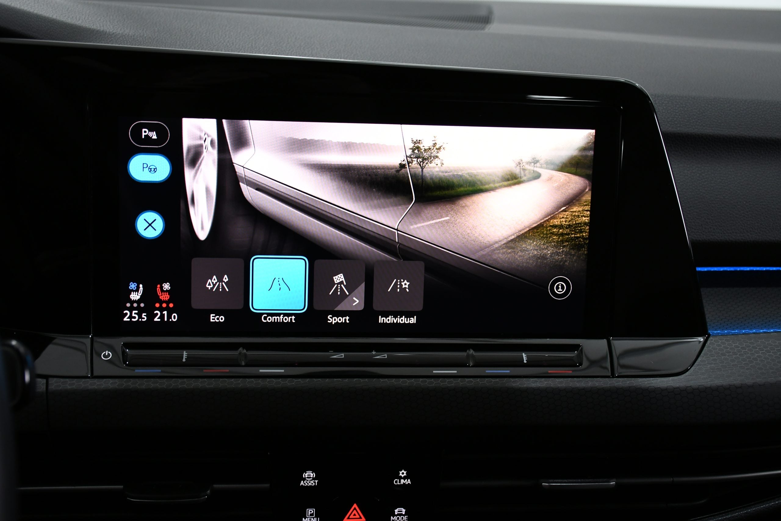 VW GOLF 8 GTI (300 HP) 2022 + €1000 POCKET MONEY - Image 21