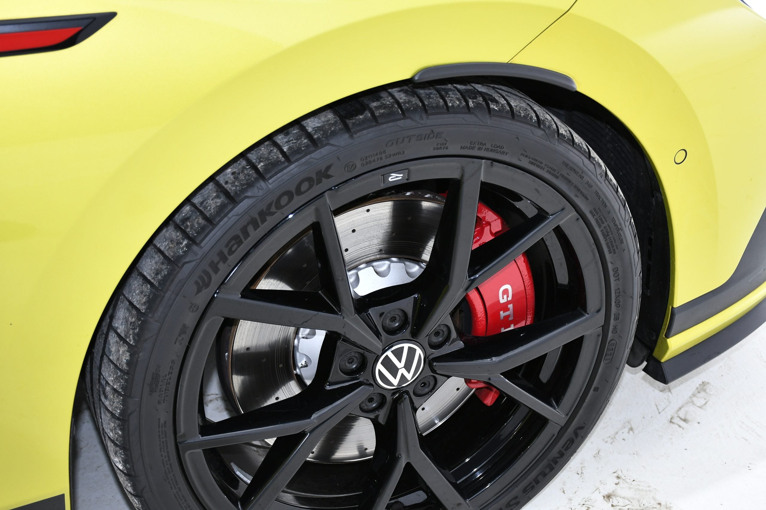 VW GOLF 8 GTI (300 HP) 2022 + €1000 POCKET MONEY - Image 25